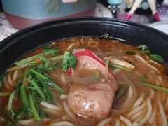 -肥汁米蘭香港米线(长宁来福士店)