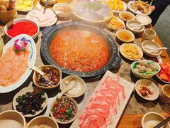 -舒家大院重庆老火锅(纪念塔店)