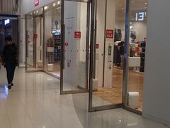 -优衣库(天津鲁能城购物中心店)