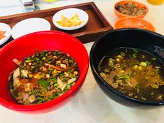 -乡党臊子面(丰庆公园店)