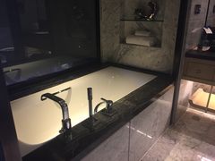 -重庆富力艾美酒店