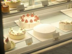 草莓糯米蛋糕-野路甜点铺(松柏路店)