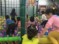 -蒙特利亲子乐园