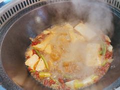 -哈尔滨烧烤·山河村铁锅炖(交大店)