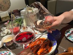 两款试酒-海派悦庭·海胆烧麦·新融合菜(凯德广场店)