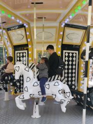 -季高兔窝窝亲子园(上海薰衣草公园店)