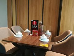 -有红鸡毛店·川菜(建设路店)