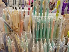 -新华书店(保利水城店)