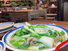 -泥糊破店小酒馆·团建聚餐(南京西路店)