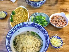-朱洪元苏式面馆(绿宝广场店)