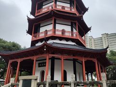 -绳金塔