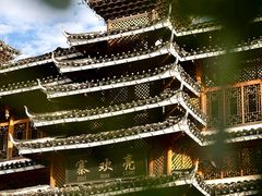 -亮欢寨酸汤鱼(沙冲路店)