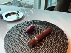 雪茄巧克力-翡翠36餐厅(浦东香格里拉店)