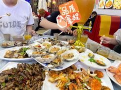 -七点半海鲜大咖·啤酒屋(威海路步行街小区店)