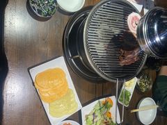 -明洞阿姨·韩式酱蟹烤肉·创意料理(三元桥店)