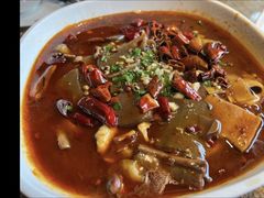 渝信毛血旺-渝信川菜 · 川味家常菜(长安店)