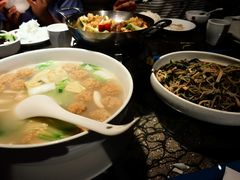 -瓦国小镇·果木烤鸭·融合菜(西口店)