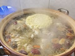-广味炭炉鸡煲(宝业路分店)