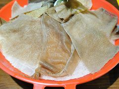 -乡土黄·鲜牛肉火锅·小龙虾(兴业街店)