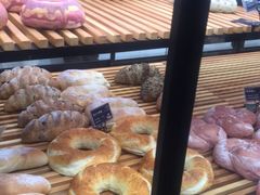 -焙丽拾光(麦凯乐直营店)