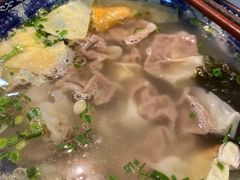 -老新隆牛肉锅贴(新街口店)
