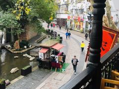 -猫的天空之城概念书店(杭州南宋御街店)