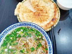 -马老十牛肉面·烧烤·西北菜(滨江路店)