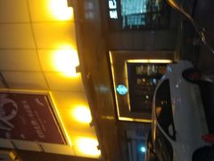 -星巴克(哈尔滨新一百店)