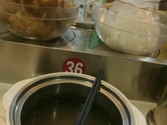 -百品聚旋转火锅(万德庄店)