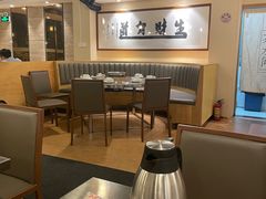 大堂-胡须佬鸡煲四季火锅店(石厦西村直营店)