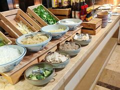 -大中华希尔顿酒店-念自助餐·嗨啤·小龙虾