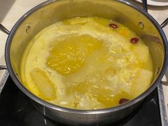 竹笙雪耳鲨鱼翅骨花胶鸡汤-一哥澳门豆捞·澳门风打边炉(高德置地店)