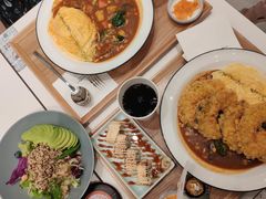 牛油果沙拉-池奈·咖喱蛋包饭(熙地港店)