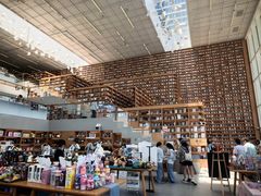 -朵云书院(滴水湖店)