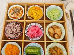 -轻蔬不用等·素食(江苏路店)