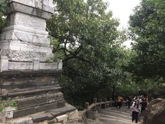 -灵岩山风景区