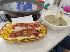 -秦小龙驴肉火烧馆