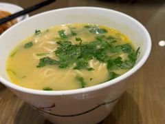 -穿越时尚餐厅(英武中路店)