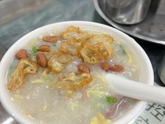 艇仔粥-穗银肠粉店(东川路店)