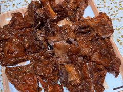 -小董哥烤串·爆汁大油边(故宫店)