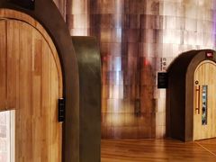 -涨巢·潮玩水疗局