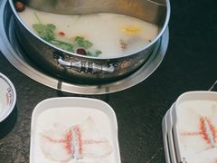 -江小渔鲜鱼火锅(西二道街店)