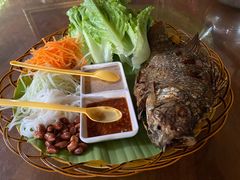 菜包鱼-傣泐金湾餐厅