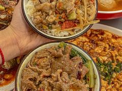 -洪霞餐馆·川菜·鲜货现炒(两江春城店)