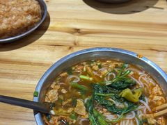 -柳州肥姨妈大骨螺蛳粉(曹路店)