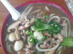 -牛八宝桂林米粉(八里庄店)