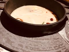 -三人行骨头王火锅(长寿店)