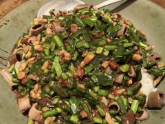 砂锅海肠捞饭-吕氏焗小鲜•海鲜青岛菜(总店)