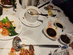 -领鲜活海鲜榴莲自助火锅(东门店)