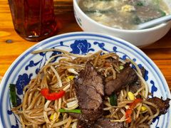 牛肉炒粉-珠宝街老左杂酱面馆